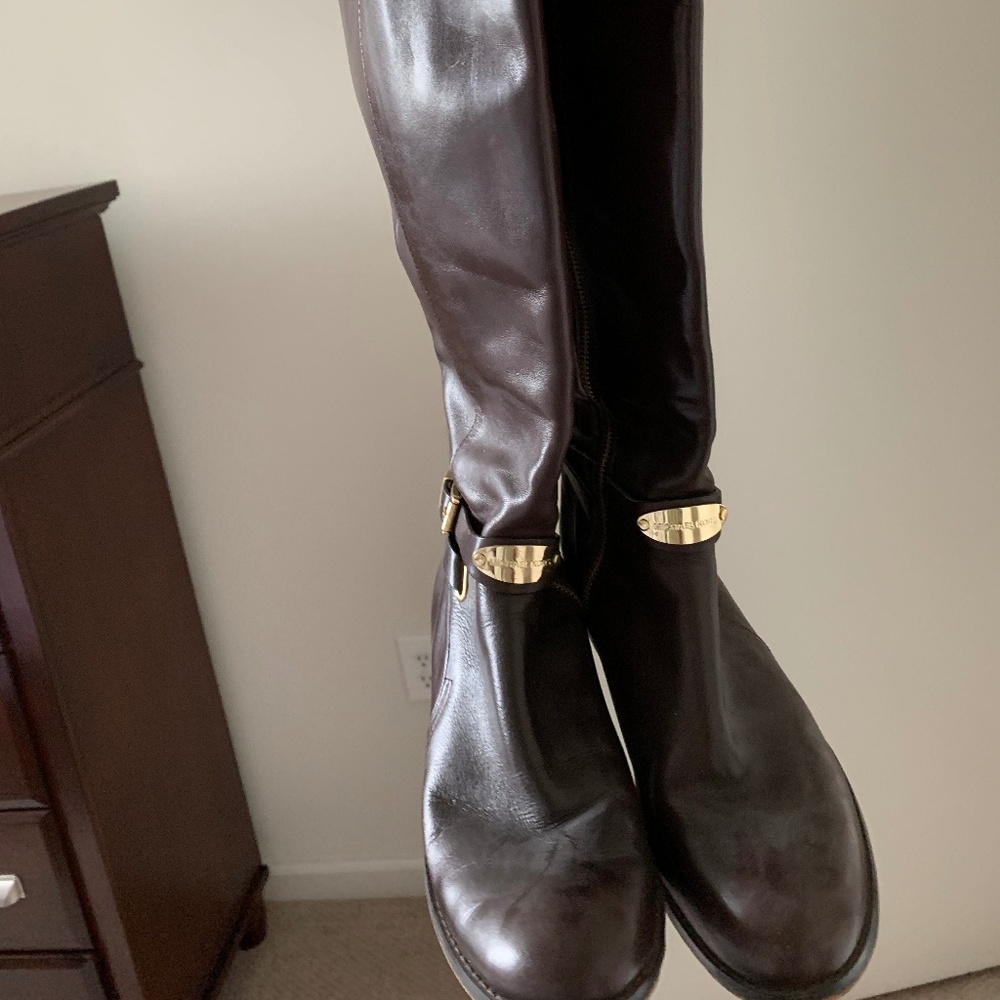 Michael Khors size 9 boots